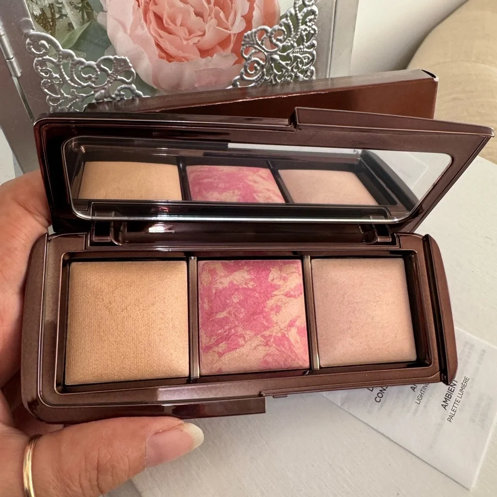Hourglass Ambient Lighting Blush Palette - Gold and Pink Marble